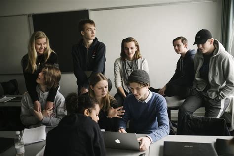 zapperkultur|Romanlæsning i en zapperkultur – Gymnasieskolen